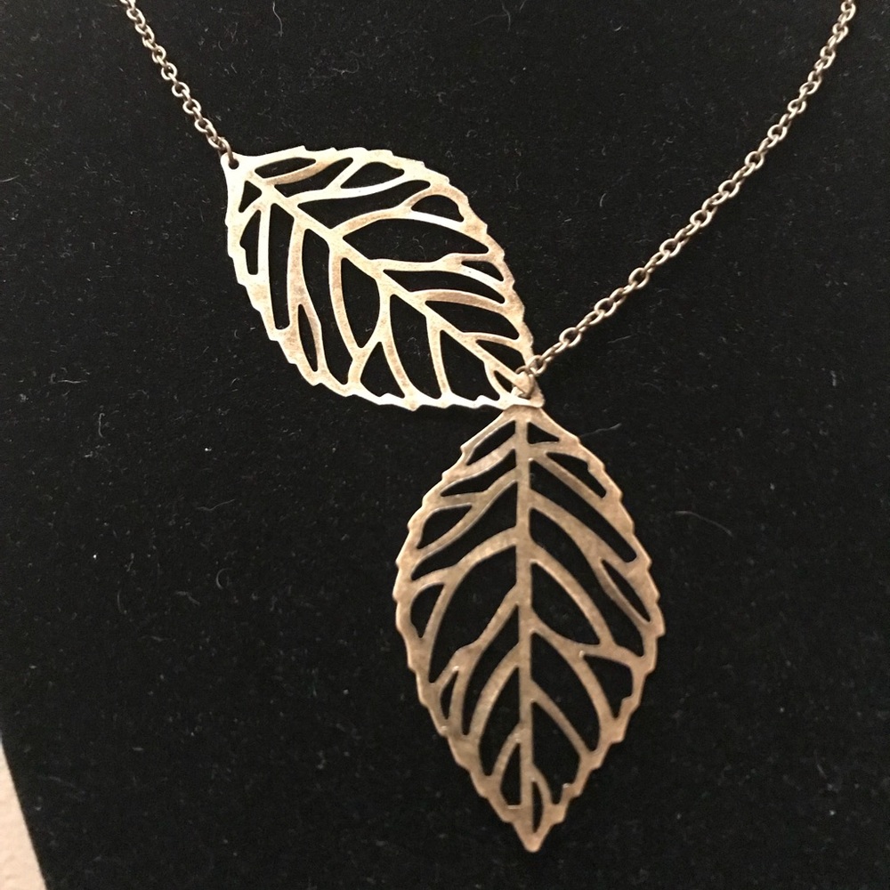 ❌sold out❌Brass Double Leaf Handmade Necklace - Picture 2 of 4